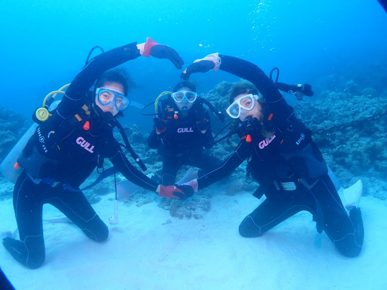 Okinawa Blue Cave Diving 36% OFF! vs. Direct Booking & Onsite Payment