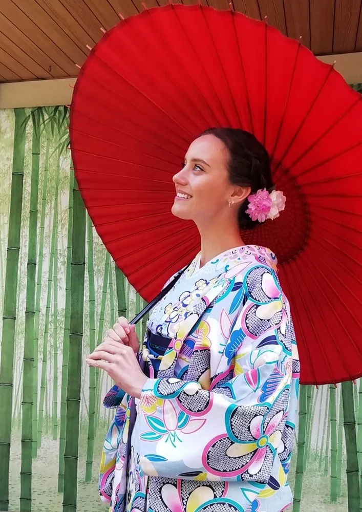 Kimono Experience near Shijo in Kyoto