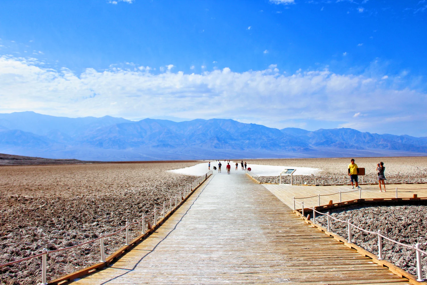 Las Vegas to Death Valley and Rhyolite Ghost Town Day Tour