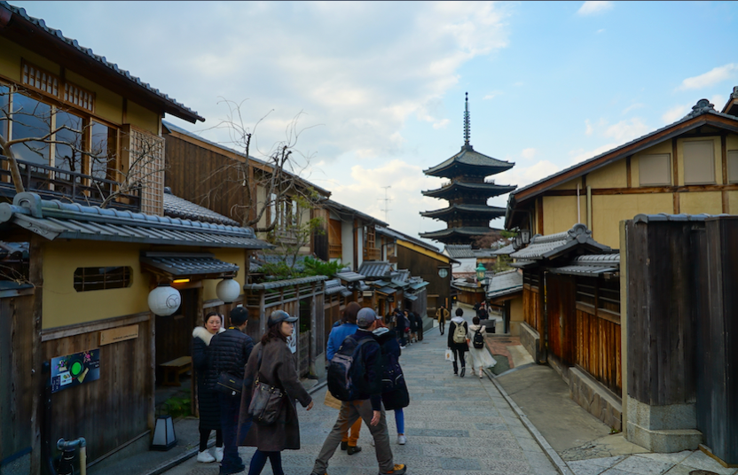 Kyoto Tea Ceremony and Kiyomizu-dera Area Walking Tour